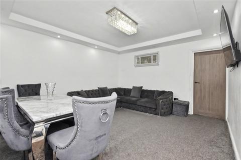 3 bedroom semi-detached house for sale, Priesthorpe Avenue, Stanningley, Pudsey