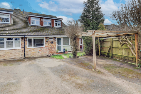 4 bedroom semi-detached house for sale, The Larchlands, High Wycombe HP10