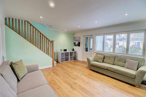 3 bedroom semi-detached house for sale, Hayfield Drive, High Wycombe HP15