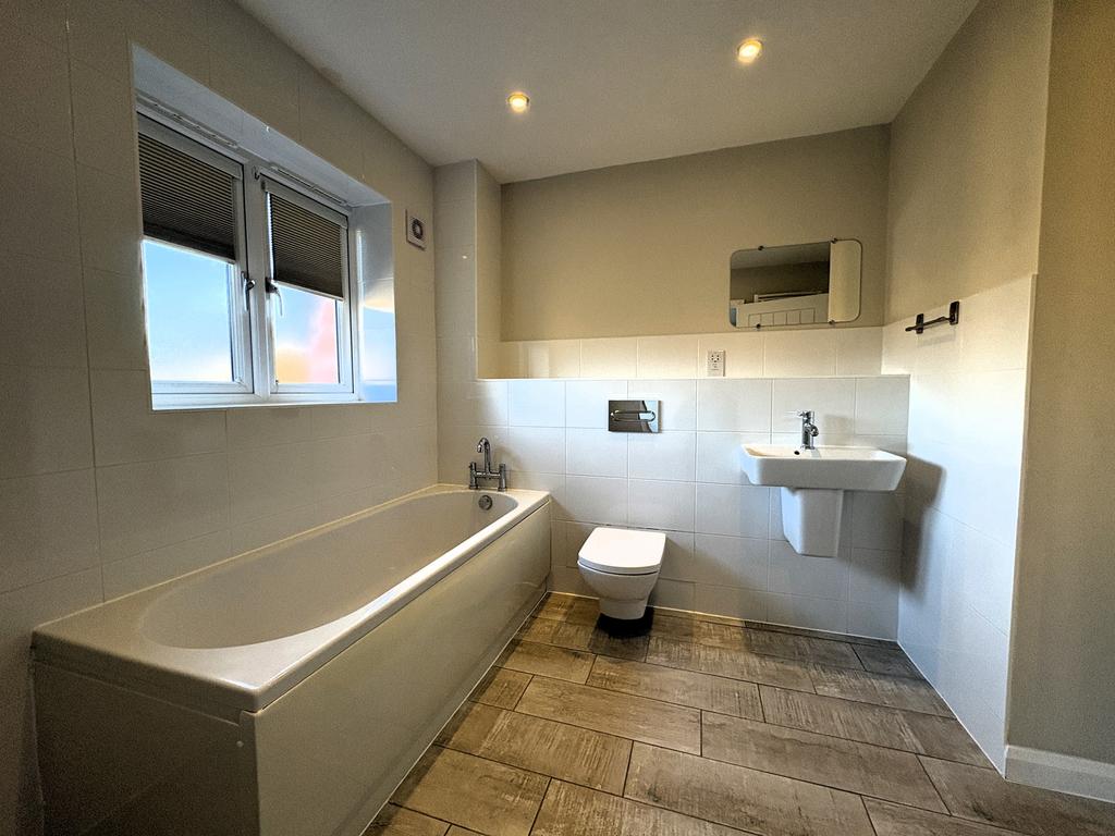 En-suite Bathroom