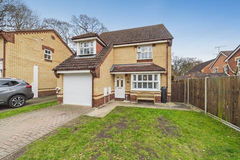 4 bedroom detached house for sale, Buttercup Close, Thetford, IP24