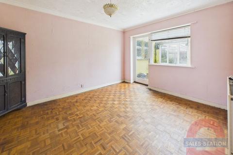 undefined, Heol Hir, Llanishen, CF14