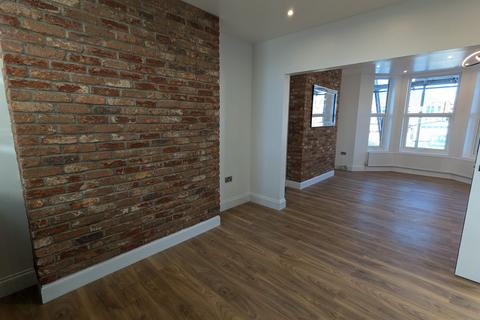 3 bedroom duplex for sale, Palermo Road, Willesden Junction / Kensal Green NW10