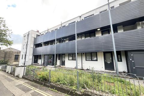 undefined, West Parade Flats, HALIFAX
