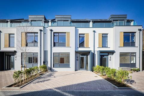 undefined, Les Bas Courtils, St Sampson's, Guernsey, GY2