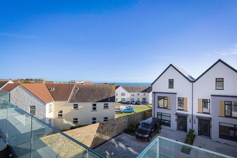 undefined, Les Bas Courtils, St Sampson's, Guernsey, GY2