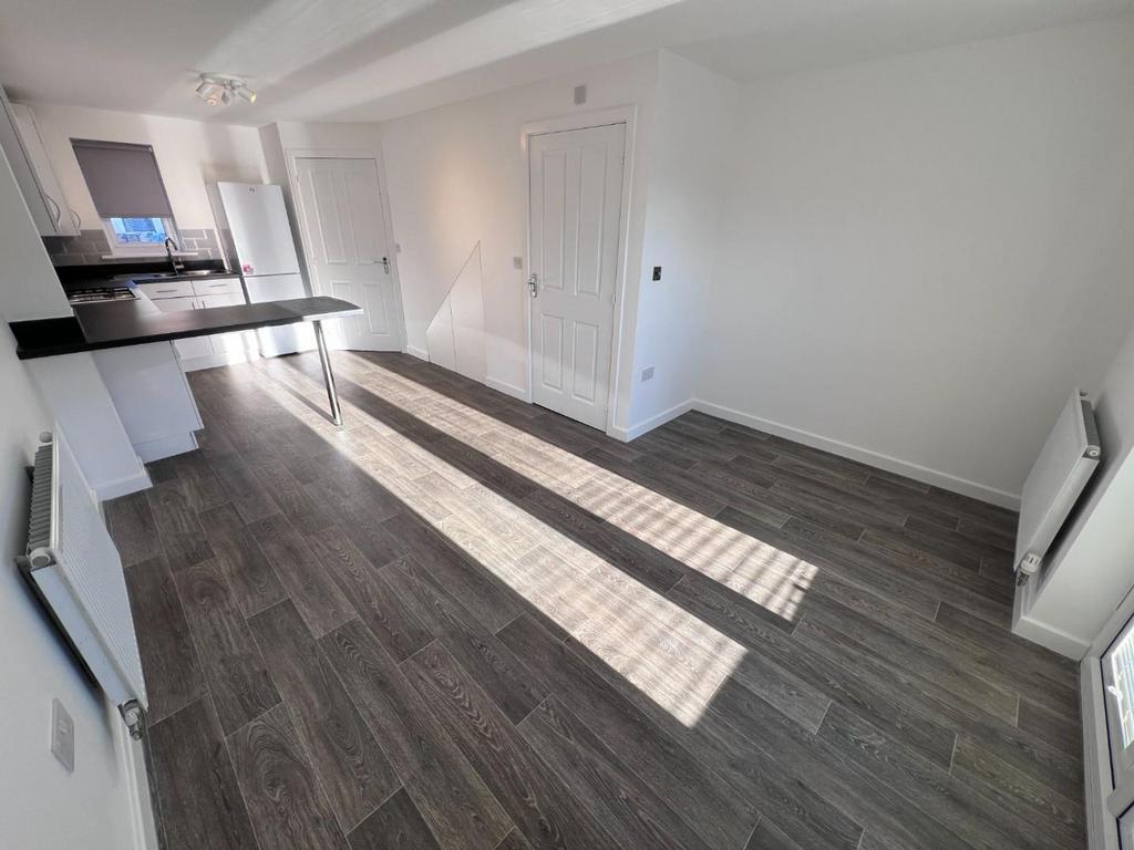 Living Area / Kitchen