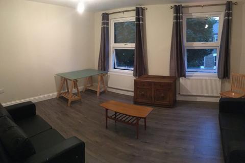 3 bedroom flat to rent, 3 Bedroom Flat – Evershot Road, Finsbury Park, N4