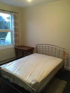 3 bedroom flat to rent, 3 Bedroom Flat – Evershot Road, Finsbury Park, N4