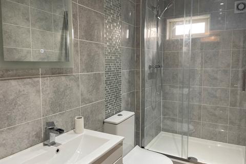 2 bedroom terraced house to rent, Cheriton High Street, Folkestone, CT19