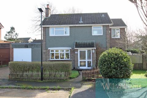 4 bedroom detached house for sale, Cooper Road, Newport, Isle Of Wight