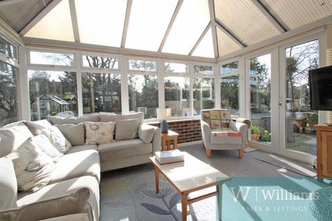 4 bedroom detached house for sale, Cooper Road, Newport, Isle Of Wight