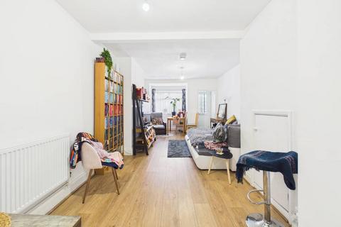 Colenso Villas, Barnsley Street, Hull, HU8 7TE