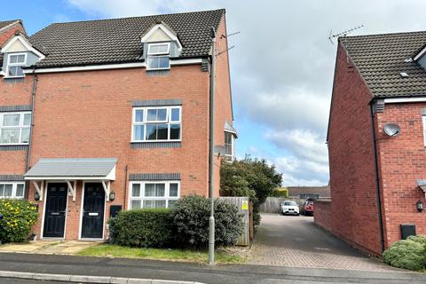 2 bedroom semi-detached house to rent, Gough Grove, Nottingham, NG10