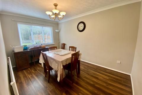 undefined, Birchtree Close, ALTRINCHAM, WA14