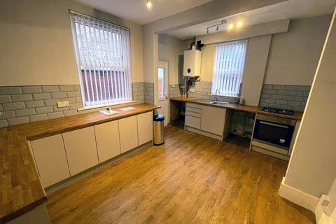 Molyneux Road, Liverpool, L22