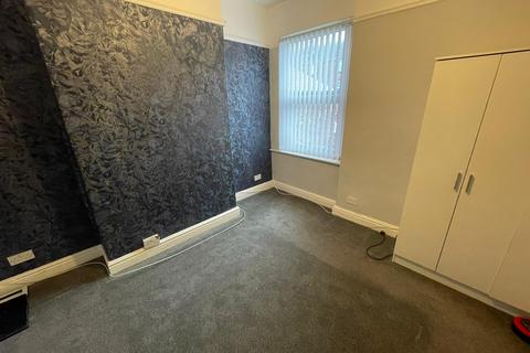 undefined, Molyneux Road, Liverpool, L22