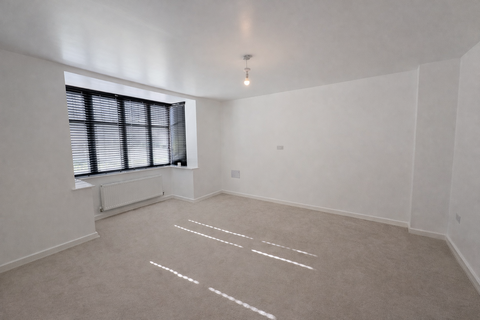 4 bedroom detached house to rent, Orwell Road, Runcorn, WA7