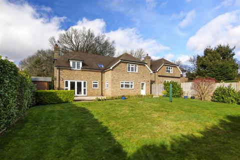 4 bedroom detached house for sale, The Oaks, Grove Green Lane, Weavering