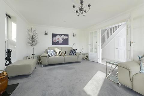 4 bedroom detached house for sale, The Oaks, Grove Green Lane, Weavering