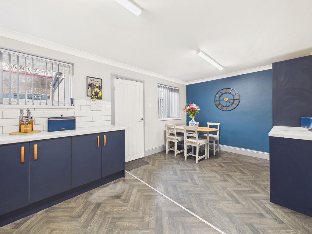 Dining Kitchen