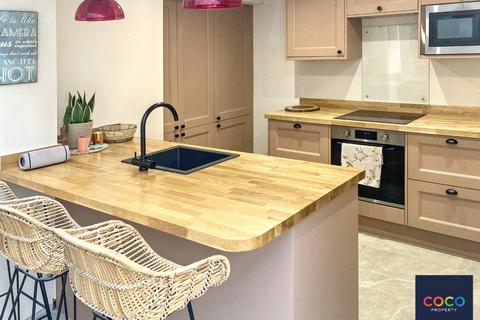 3 bedroom terraced house for sale, Sea View, Portland DT5