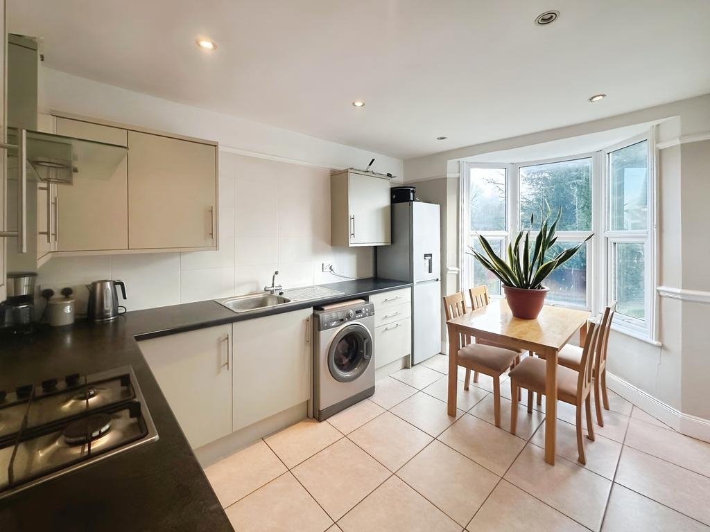 E230a714-Kitchen