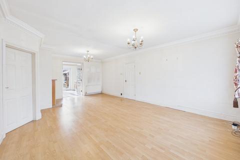 4 bedroom detached house for sale, Glenfield Road, Ashford, Surrey, TW15