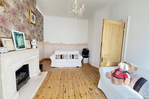 1 bedroom in a house share to rent, Broadfield Road, London, SE6
