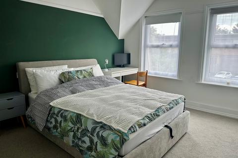 1 bedroom flat to rent, Park House, Folkestone, CT19