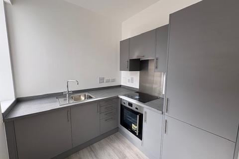 2 bedroom flat to rent, Hartington Place, Eastbourne, BN21