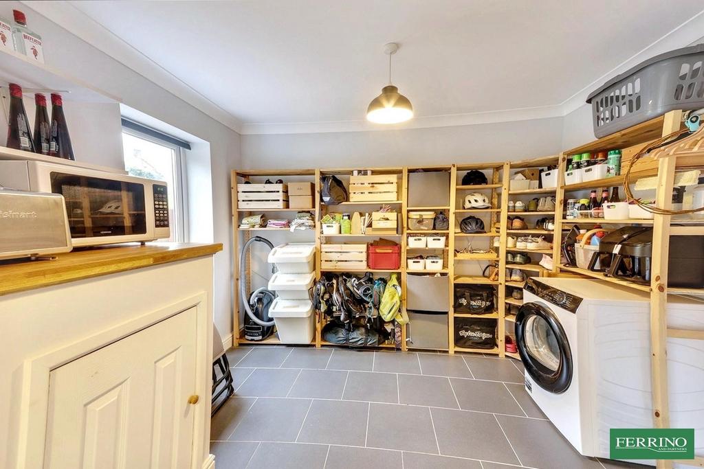 Utility/Boot Room