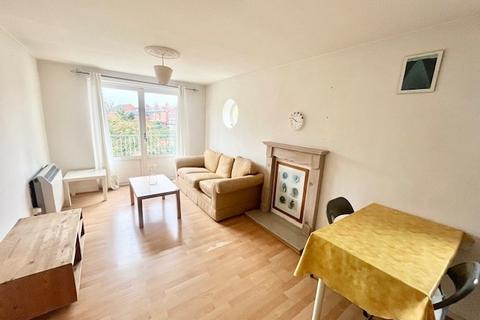 Tonnelier Road, Nottingham, NG7