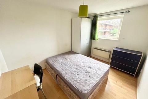 undefined, Tonnelier Road, Nottingham, NG7