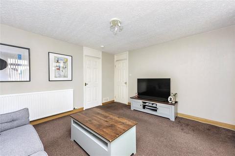3 bedroom terraced house for sale, Eriskay Square KY7