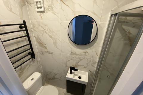 1 bedroom house to rent, Victoria Street, Sheerness, ME12