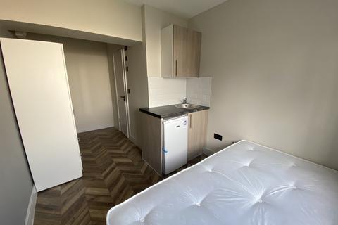 1 bedroom house to rent, Victoria Street, Sheerness, ME12