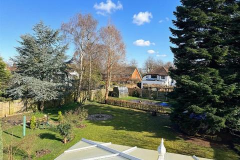 4 bedroom semi-detached house for sale, Curzon Drive, Timperley, Altrincham