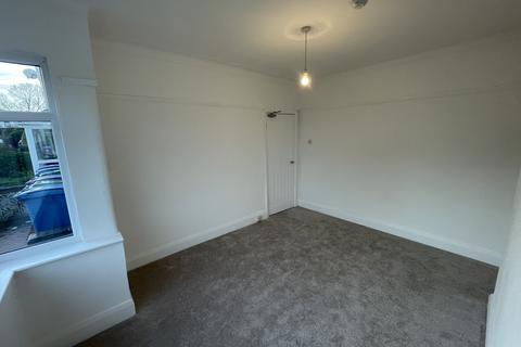 undefined, North Linkside Road, Liverpool, L25