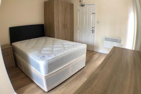 undefined, Chester Road North, KIDDERMINSTER