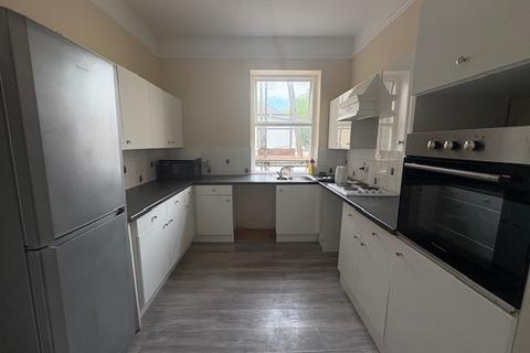 4 bedroom house to rent, Seaside, EASTBOURNE, BN22