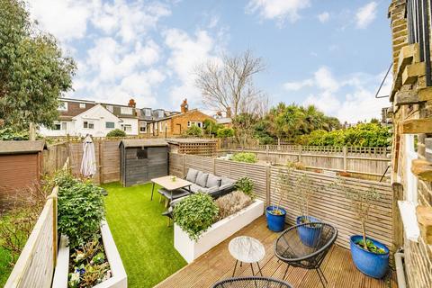 undefined, Fieldhouse Road, London SW12