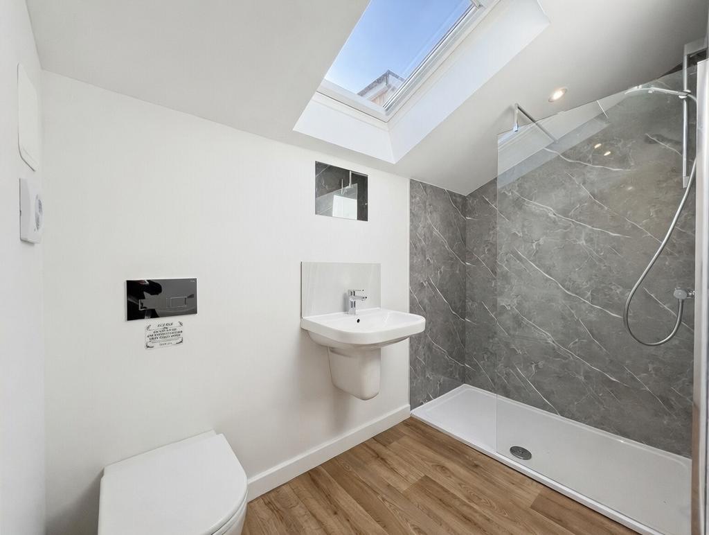 En-suite Bathroom