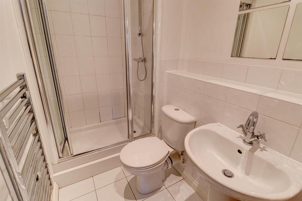 Ensuite Shower (Bedroom 1)