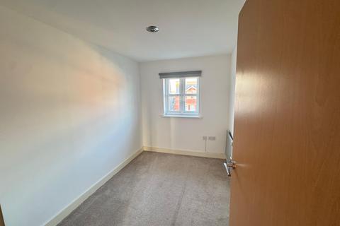 2 bedroom flat to rent, Sandpipers Court, Liverpool, L23