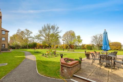 1 bedroom flat to rent, Longbridge Road, Barking, IG11