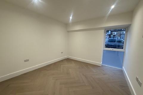 2 bedroom apartment to rent, High Street, Croydon, CR0