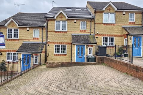 undefined, Bevis Close, Dartford, DA2