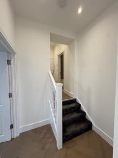 2 bedroom apartment to rent, Croydon, CR0