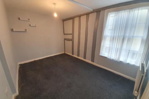 1 bedroom flat to rent, High Street, BRAINTREE